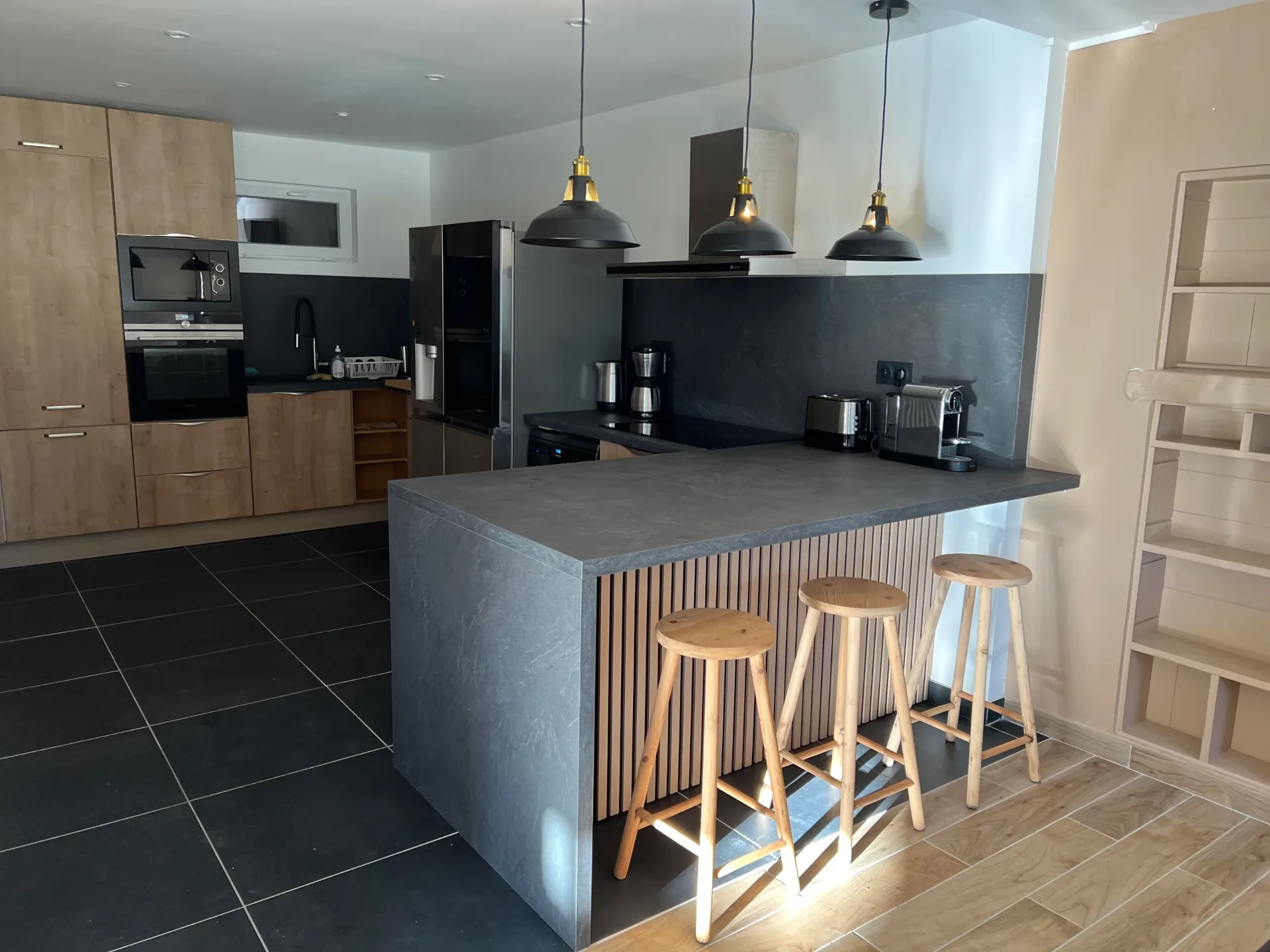 Grand Gîte Beaujolais Bleu - 18 pers. Piscine & Jacuzzi - proche de Lyon – Saint Jean la Bussière