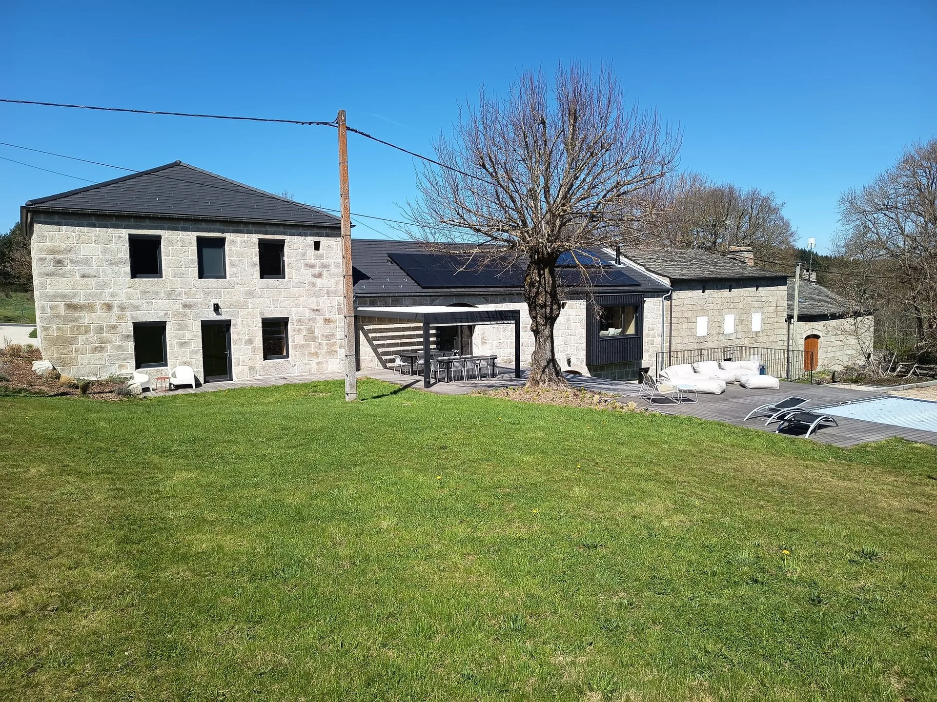 Gîte de groupe Au Kilomètre Zéro à Tence — Photo 1 de Au Kilomètre Zéro à Tence, capacité 15 personnes