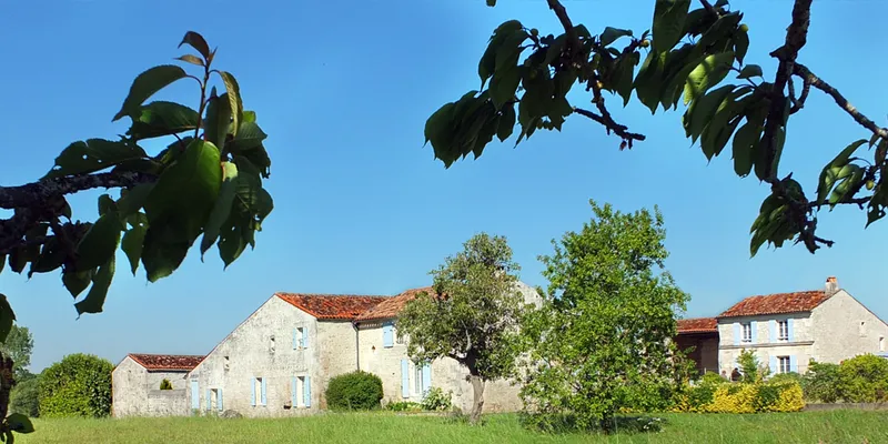 Photo 1 de Le Forgeron - La Ferme d'Anecuit à Soulignonne