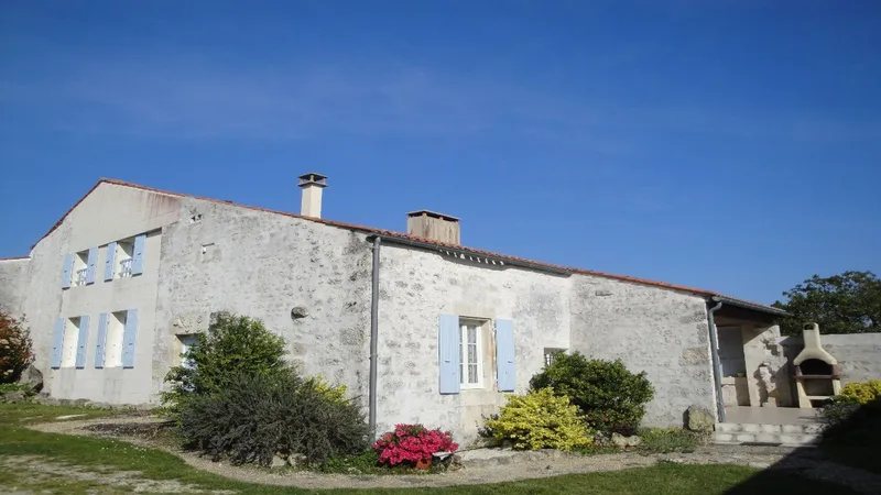 Photo 2 de Le Forgeron - La Ferme d'Anecuit à Soulignonne