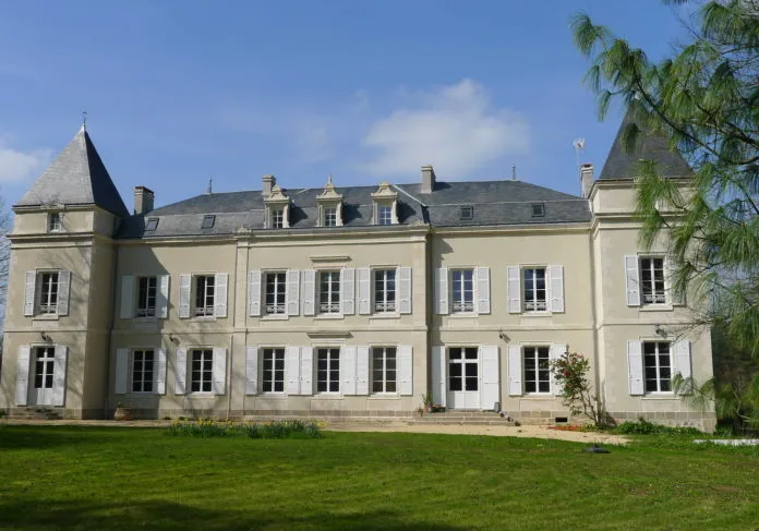Photo 1 de Domaine de La Girardière à Le Tablier