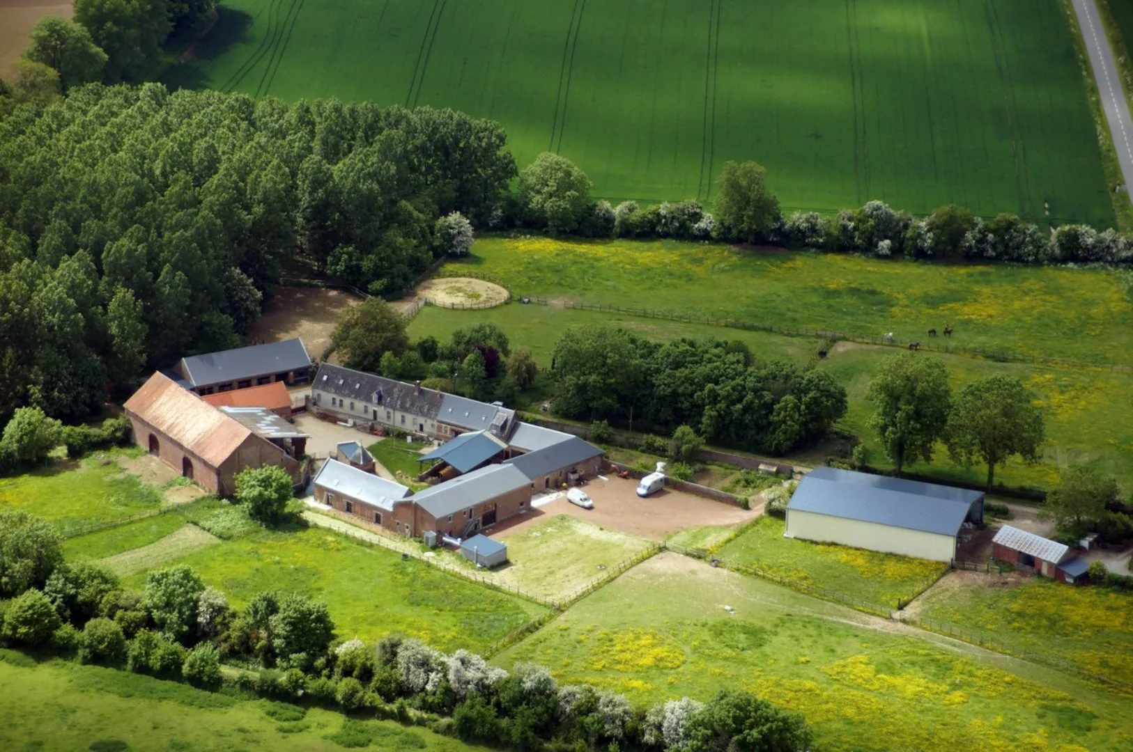 Gîte de groupe Gîte du Pré d'Avelu à Maretz — Photo 1 de Gîte du Pré d'Avelu à Maretz, capacité 29 personnes