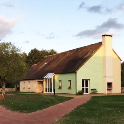 Gîte de groupe Gîte des Charbonnières à Mézeray — Photo 1 de Gîte des Charbonnières à Mézeray, capacité 32 personnes