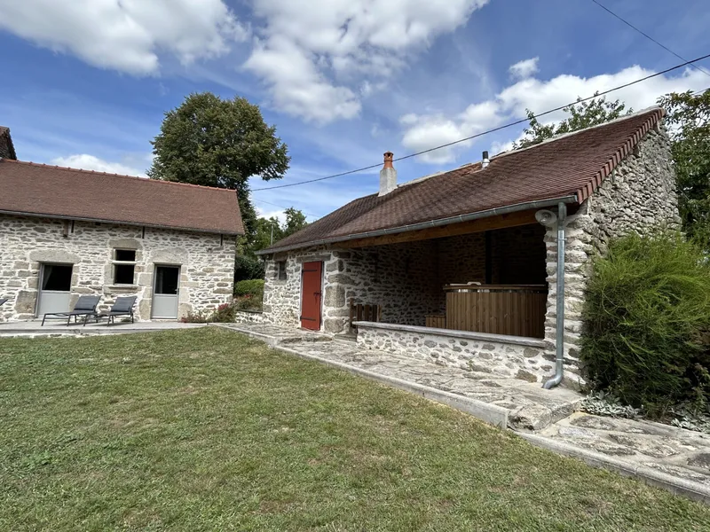 Photo 4 de Gîte La Fileuse à Saint-Plantaire