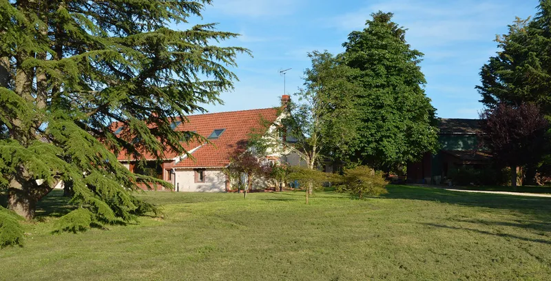 Photo 1 de Les Bonnys - La Longère à Varennes-Changy