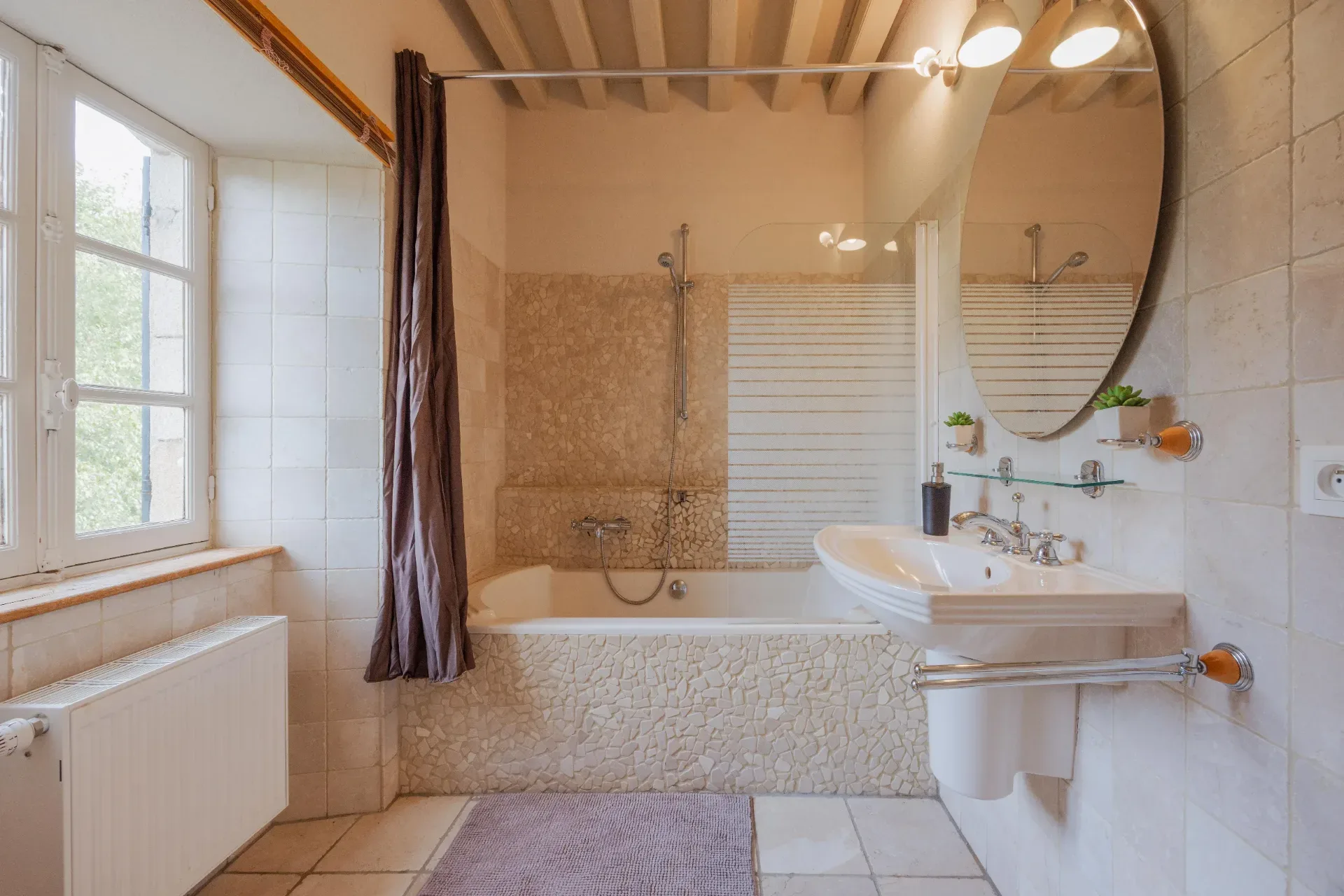 Vue d'une des Salle de Bains