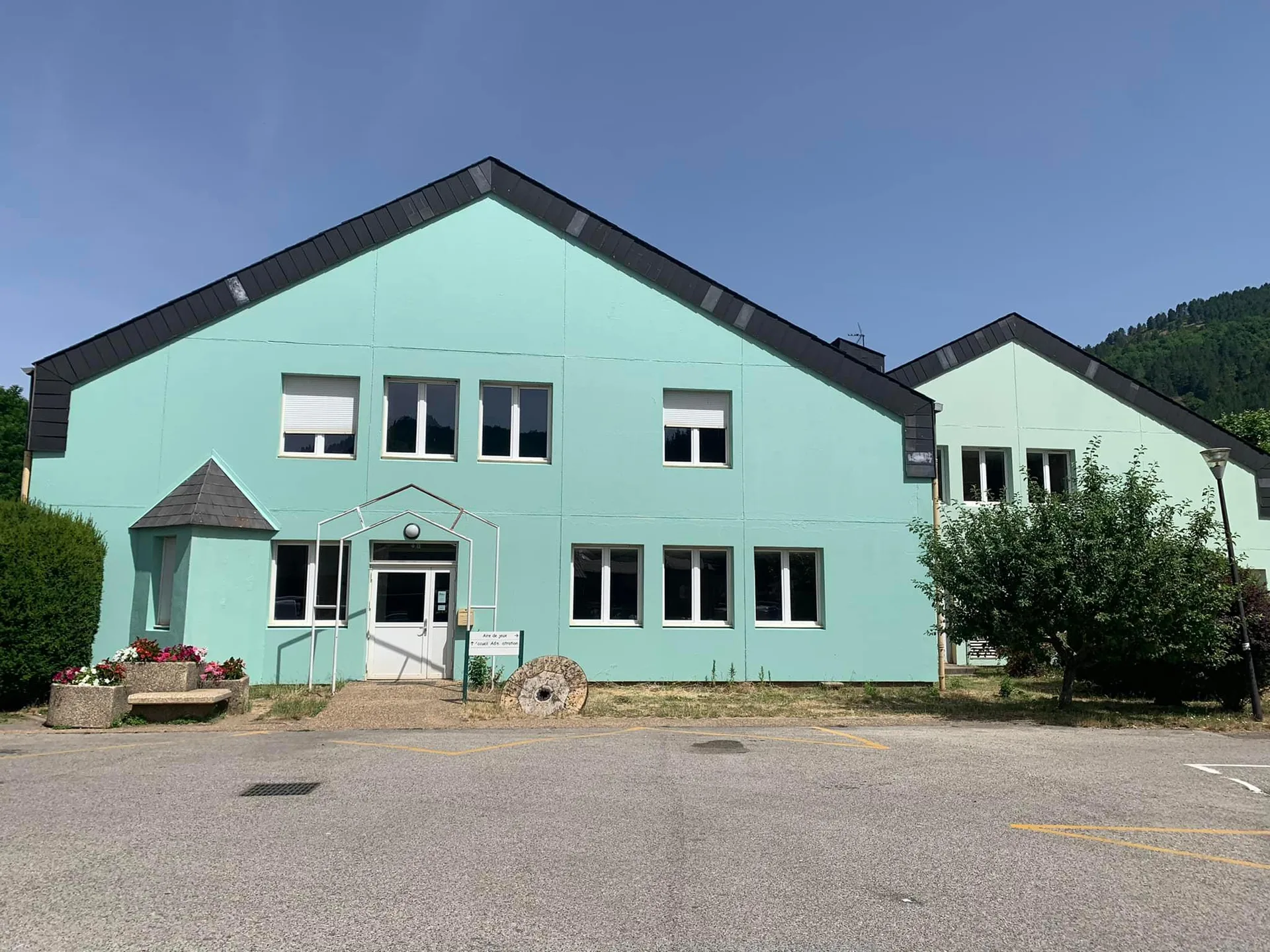 Gîte de groupe L'Etape à Florac Trois Rivières — Photo 2 de L'Etape à Florac Trois Rivières, capacité 75 personnes