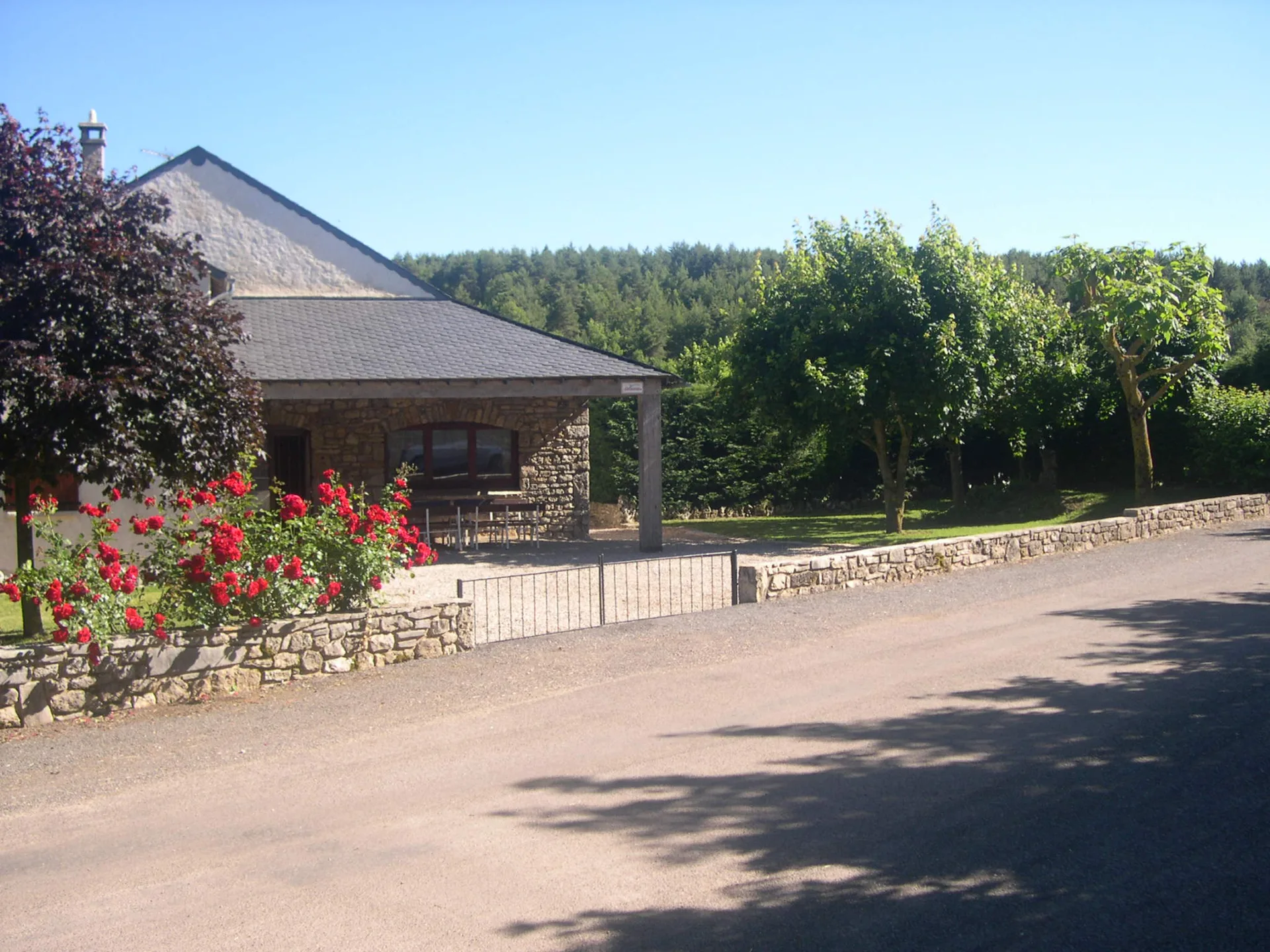 Gîte de groupe Gite De Rieisse à La Malène — Photo 5 de Gite De Rieisse à La Malène, capacité 10 personnes