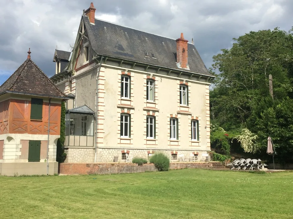 Gîte de groupe La Maison du Moulin de Sologne - groupe à Pruniers-en-Sologne — Photo 1 de La Maison du Moulin de Sologne - groupe à Pruniers-en-Sologne, capacité 10 personnes