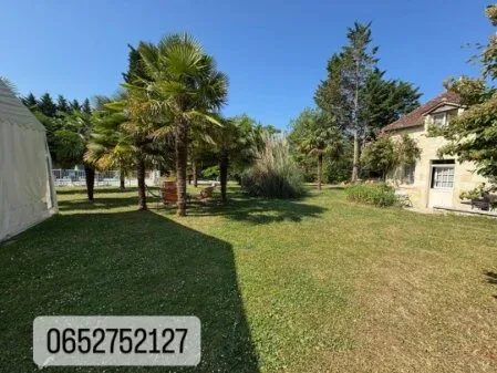 Gîte de groupe Le Gîte du Pin à Rigny-Ussé — Photo 1 de Le Gîte du Pin à Rigny-Ussé, capacité 30 personnes