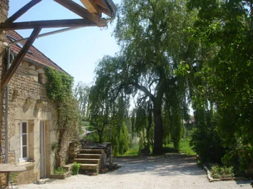 Gîte de groupe La Romanerie à Fain-lès-Moutiers — Photo 1 de La Romanerie à Fain-lès-Moutiers, capacité 16 personnes