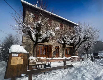 Gîte de groupe Gîte la Martinette à La Ferrière — Photo 1 de Gîte la Martinette à La Ferrière, capacité 48 personnes
