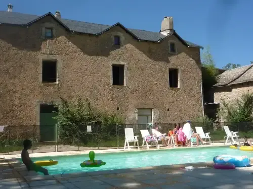 Photo 2 de Domaine de Pradines à Lanuéjols