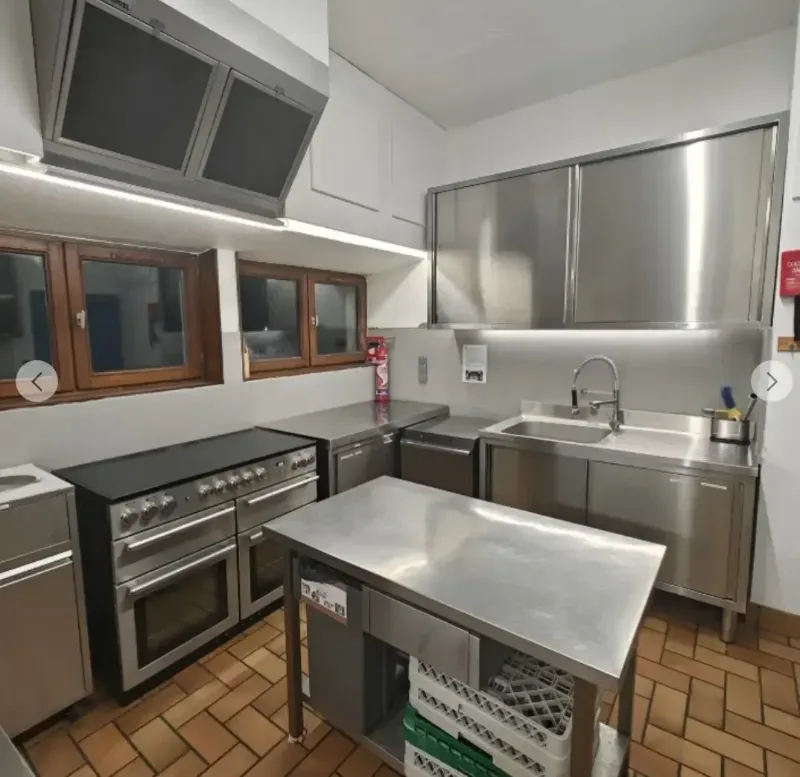 Cuisine professionnelle du Chalet Sainte Humbeline – Plancherine