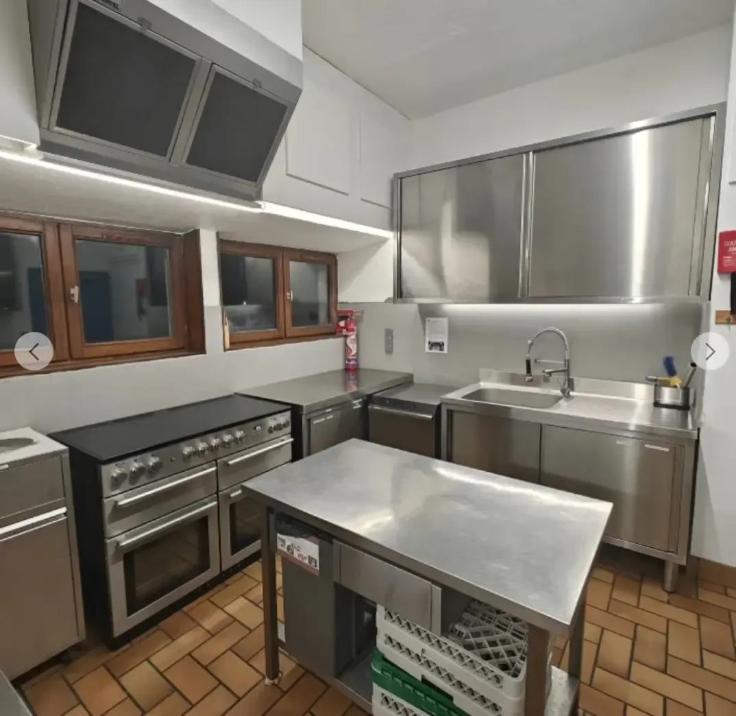 Cuisine professionnelle du Chalet Sainte Humbeline – Plancherine