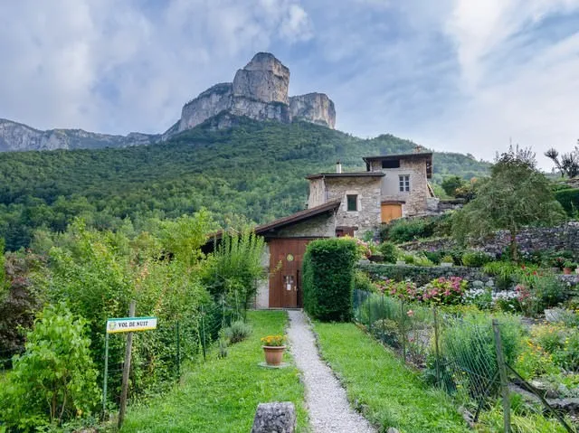 Photo 1 de Gîte Vol de Nuit à Choranche