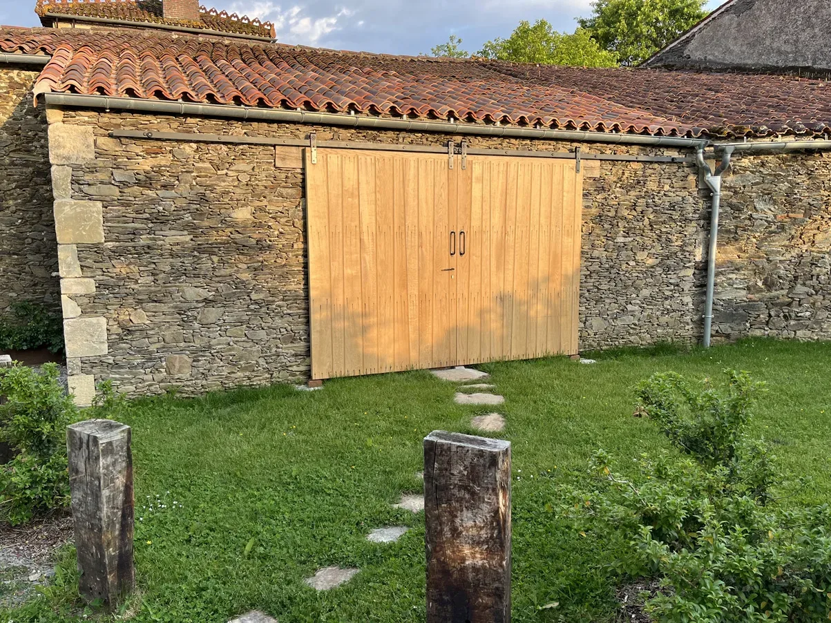 Gîte Alexandrin La Bréjolière – Saint-Maurice-des-Noues - Local à vélo sécurisé