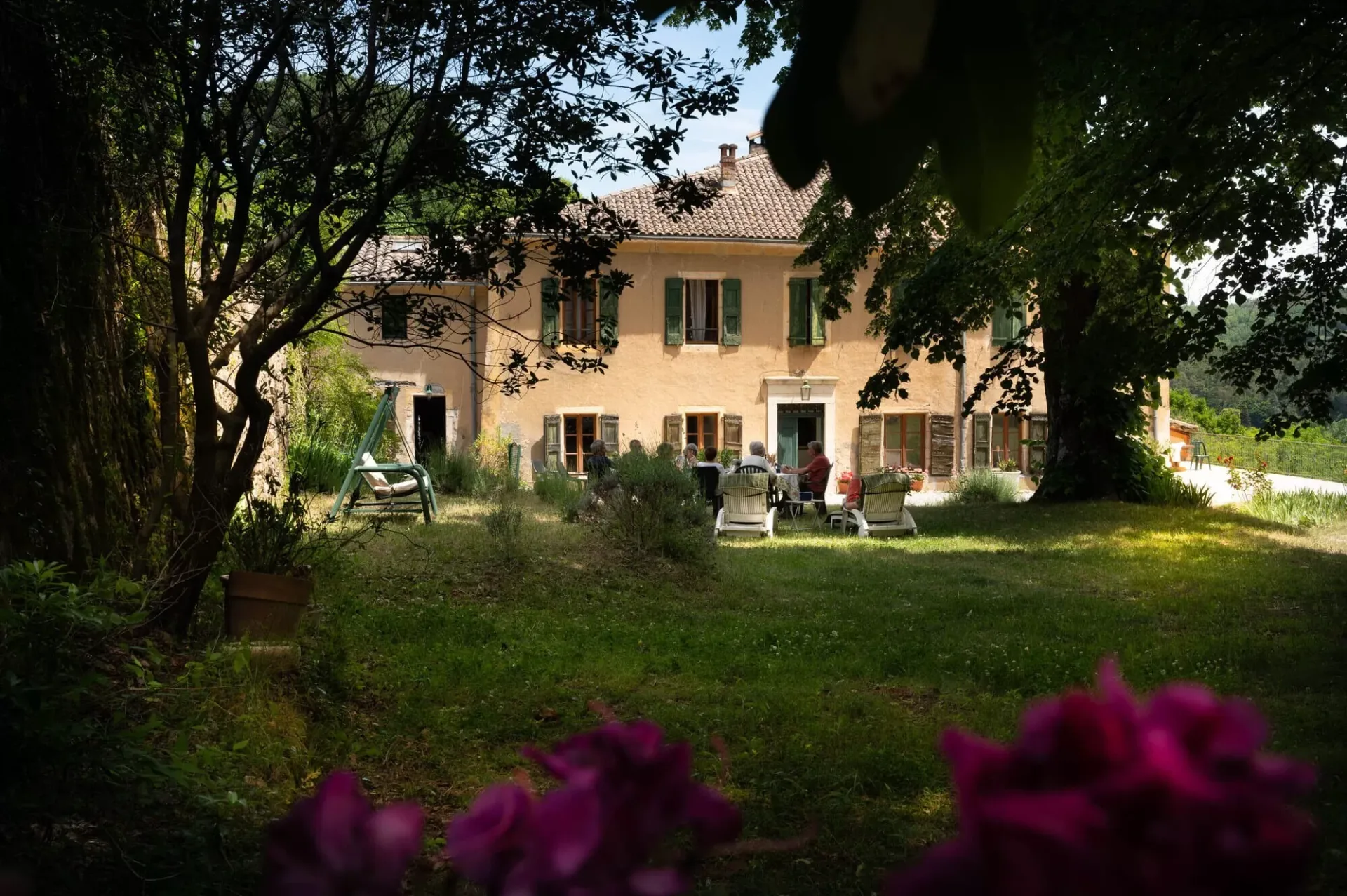 Gîte de groupe Domaine de La Clédette à Colognac — Photo 1 de Domaine de La Clédette à Colognac, capacité 14 personnes