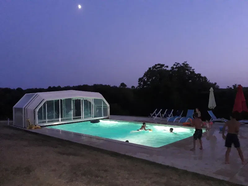 PERIGOURDINE DE CHARME – Piscine 1