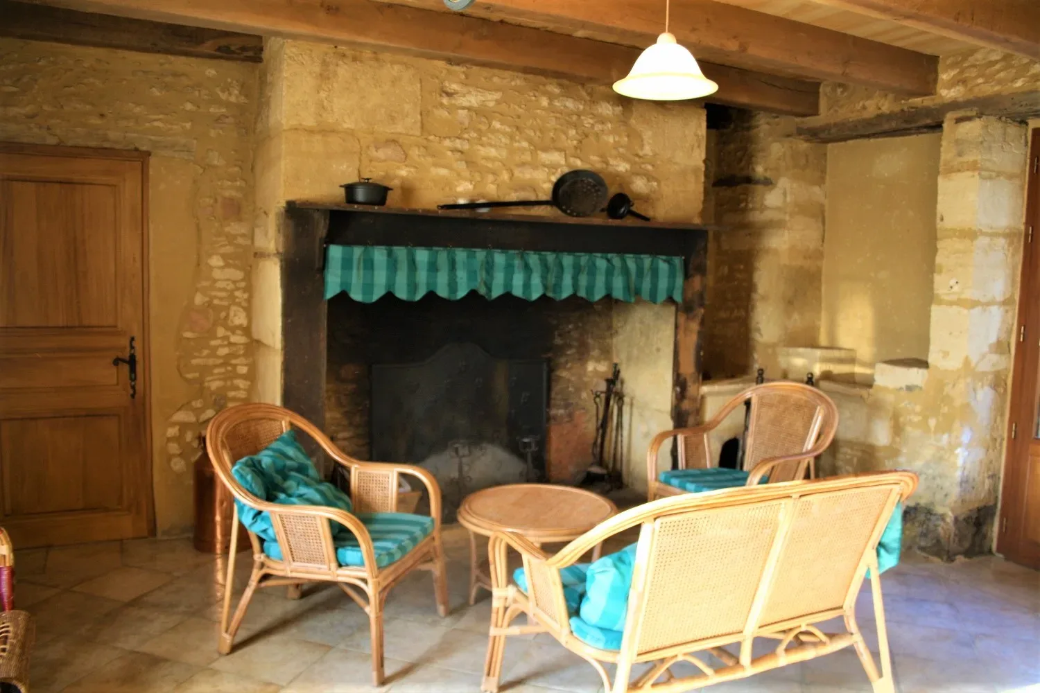 PERIGOURDINE DE CHARME – Castels