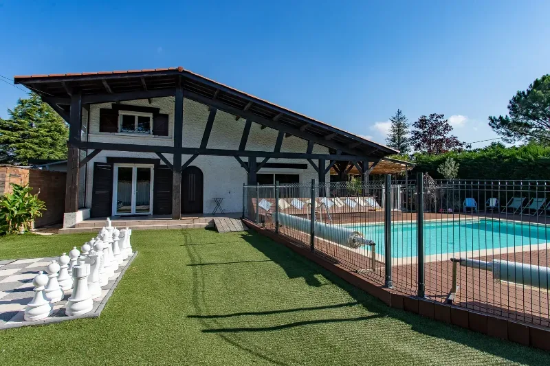 La Maison du Bonheur Ares – Arès