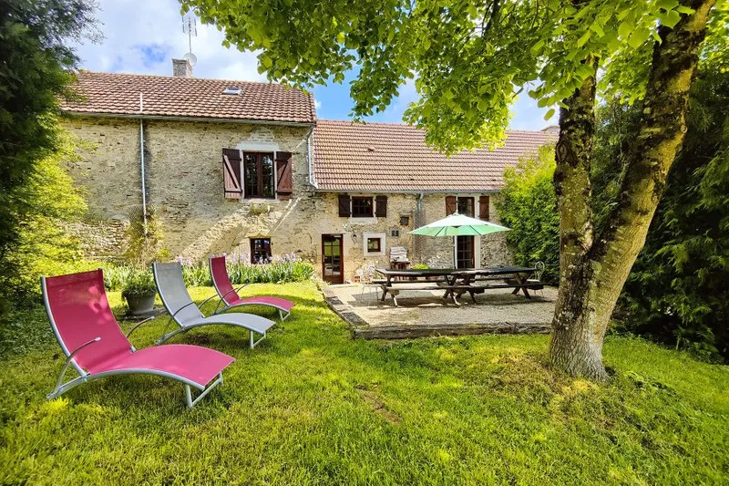 Photo 2 de Le Grand Gîte - Relais de la Vallée de l'Ource à Villars-Santenoge