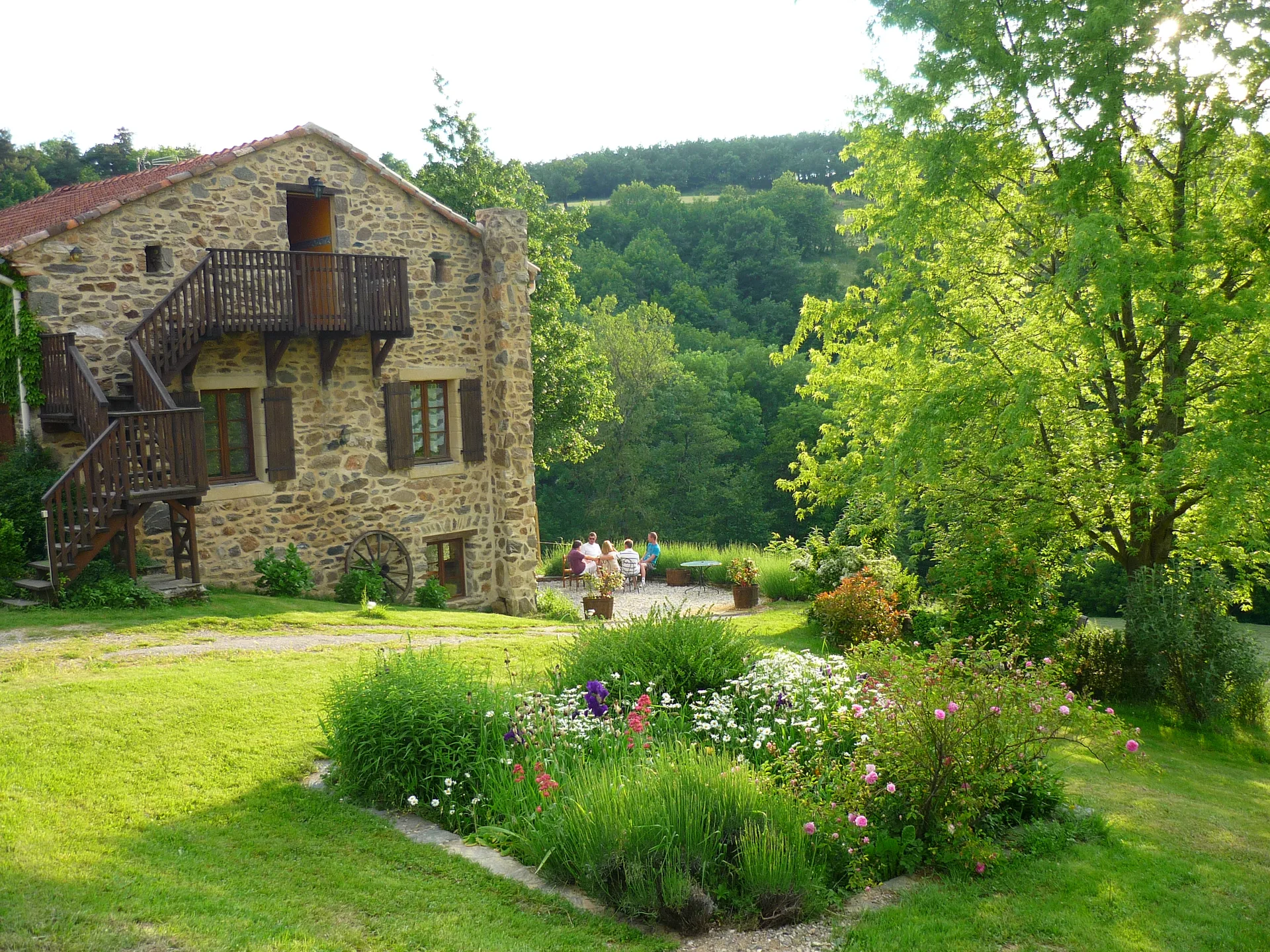 Gîte de groupe La Vigne Félizier à Champis — Photo 1 de La Vigne Félizier à Champis, capacité 26 personnes