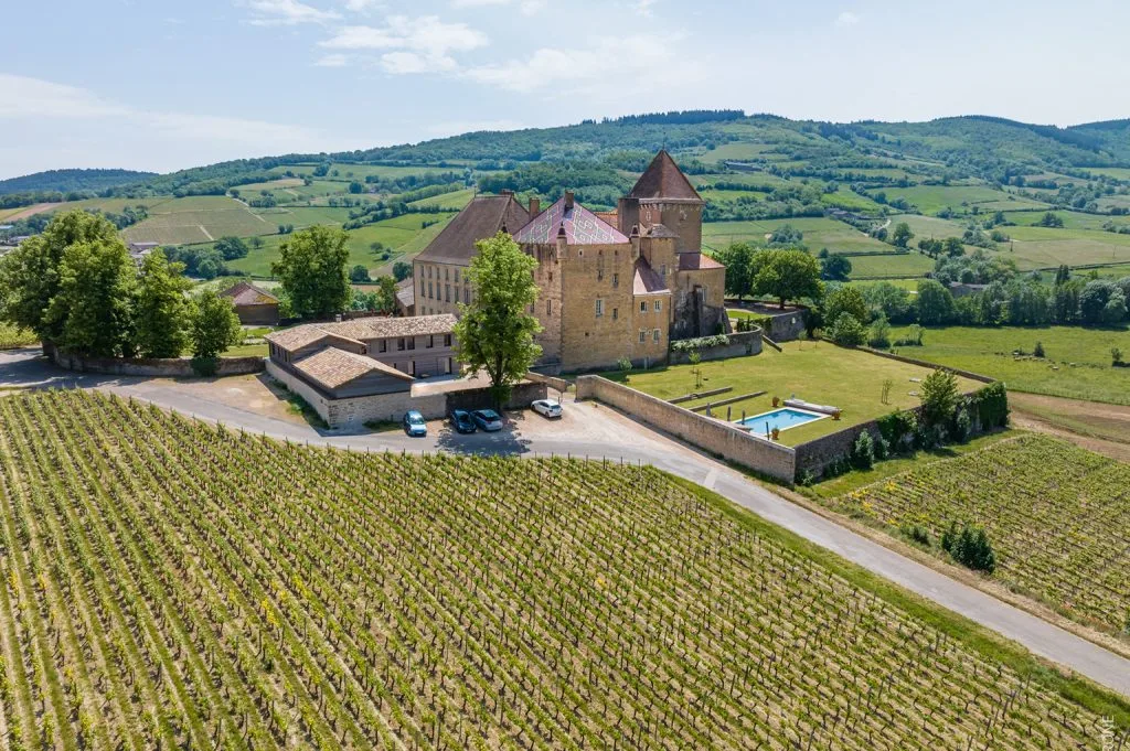 Gîte de groupe La Maison d'Amis à Pierreclos — Photo 1 de La Maison d'Amis à Pierreclos, capacité 20 personnes