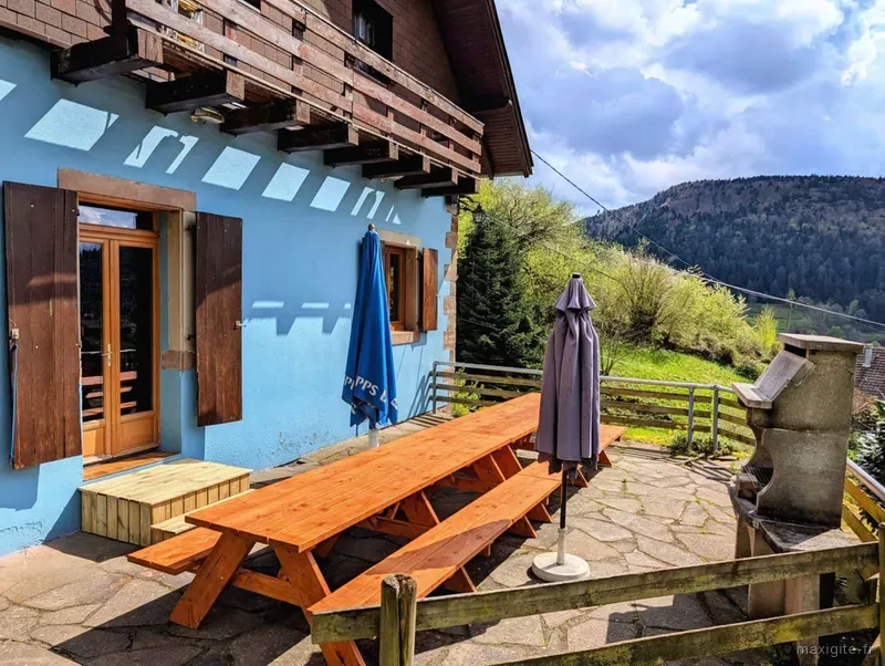Terrasse avec vue sur la Haute Vallée de la Bruche