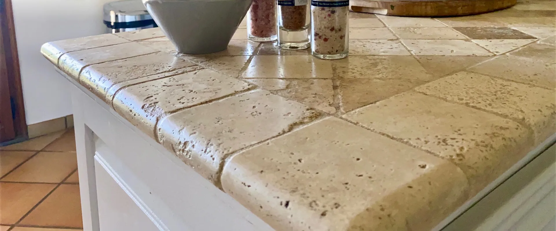 Mas Les Heures Bleues – Lorgues- détail cuisine