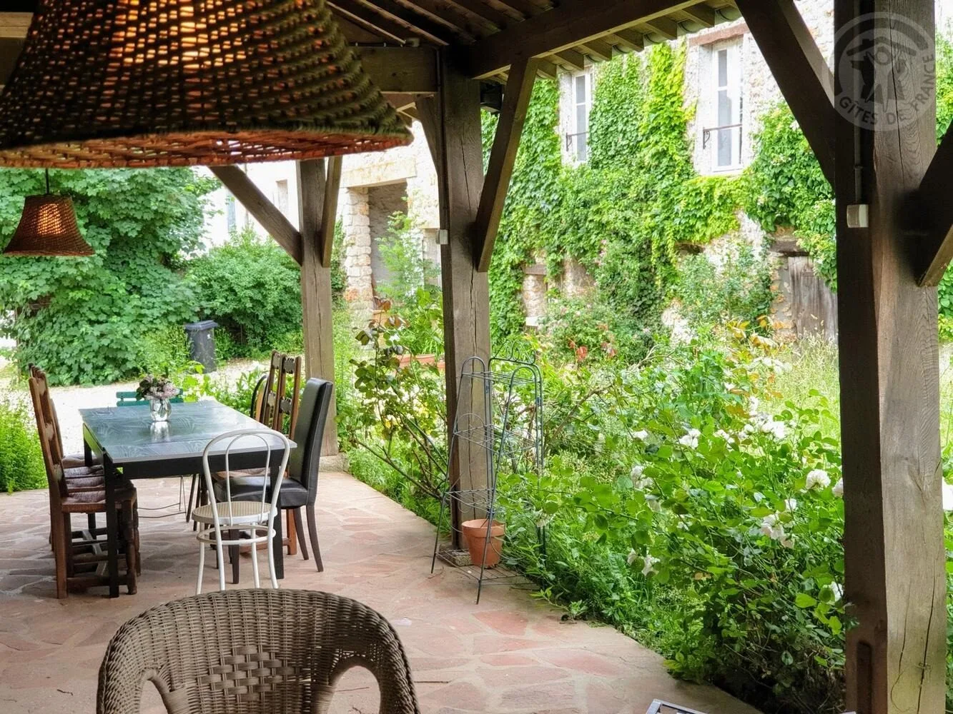 Terrasse extérieure aménagée pour se détendre
