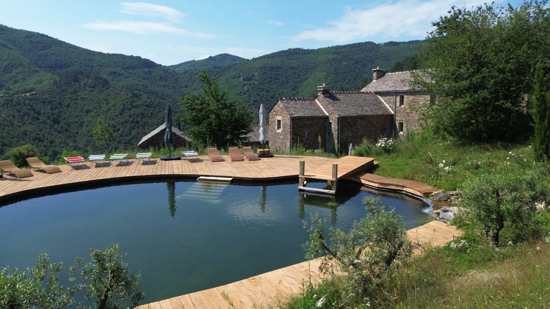 Gîte de groupe Domaine Le Verdier à Saint-Michel-de-Dèze — la piscine naturelle, capacité 30 personnes