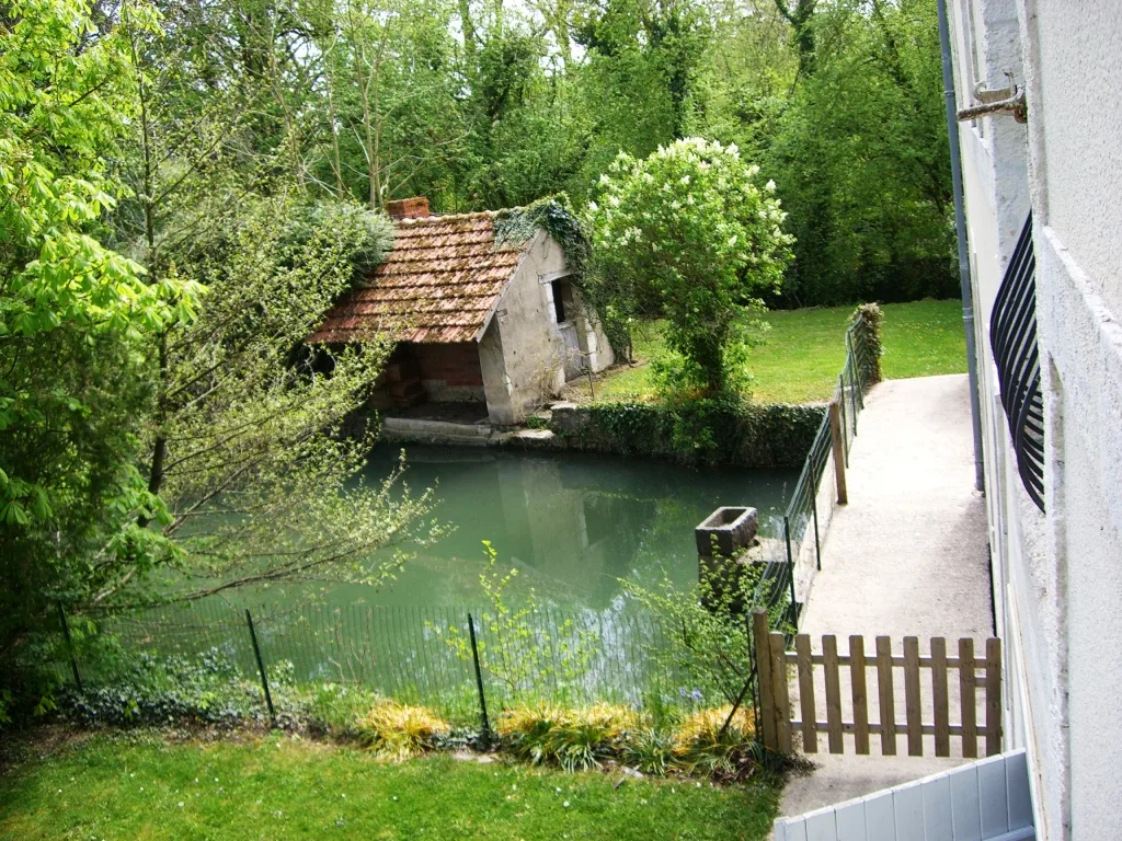 Gîte de groupe Le Moulin de Berry à Berry-Bouy — Le Moulin de Berry, capacité 15 personnes