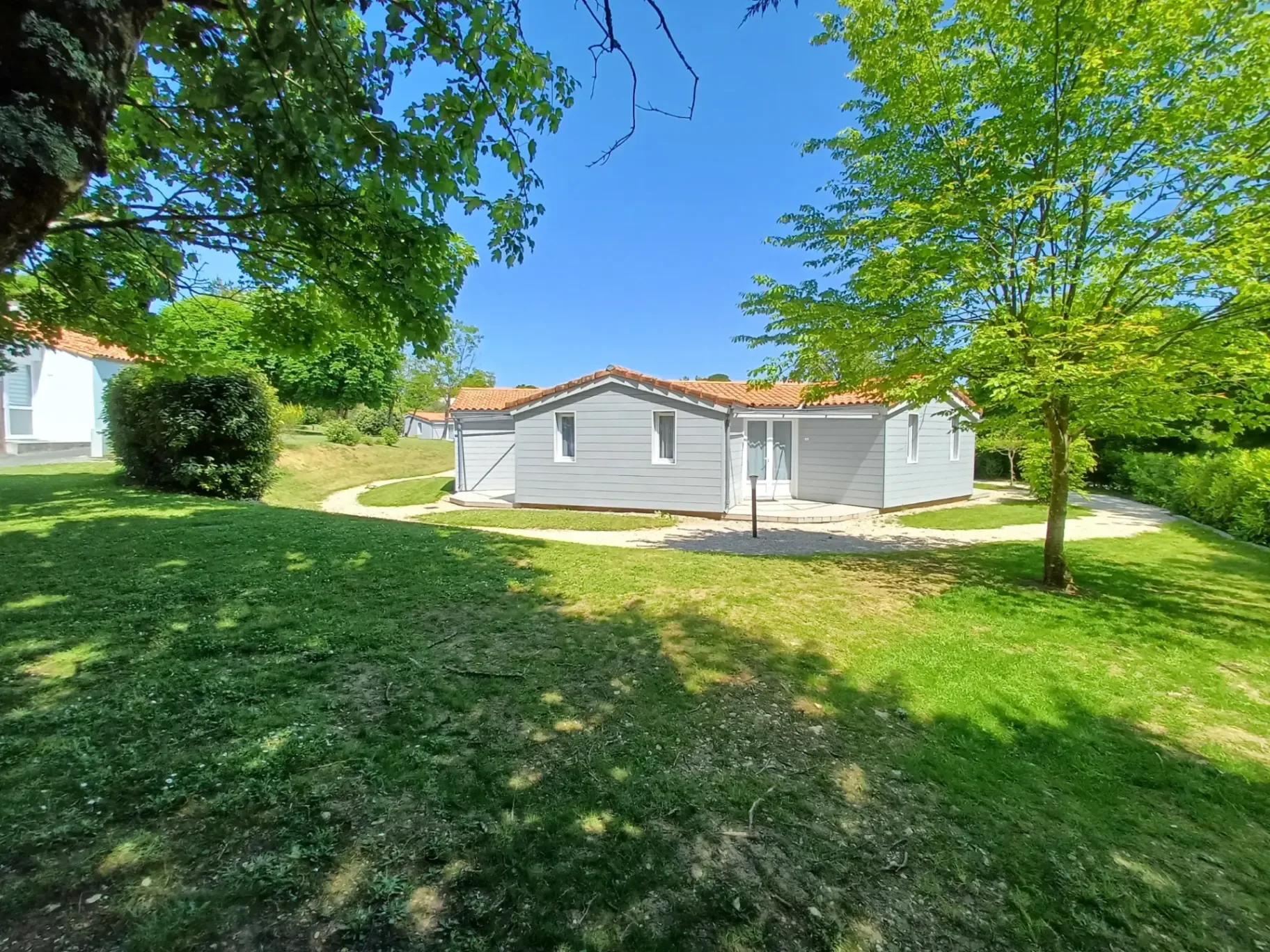 Chalets 4 personnes Le Hameau de Saintonge – Tonnay-Boutonne