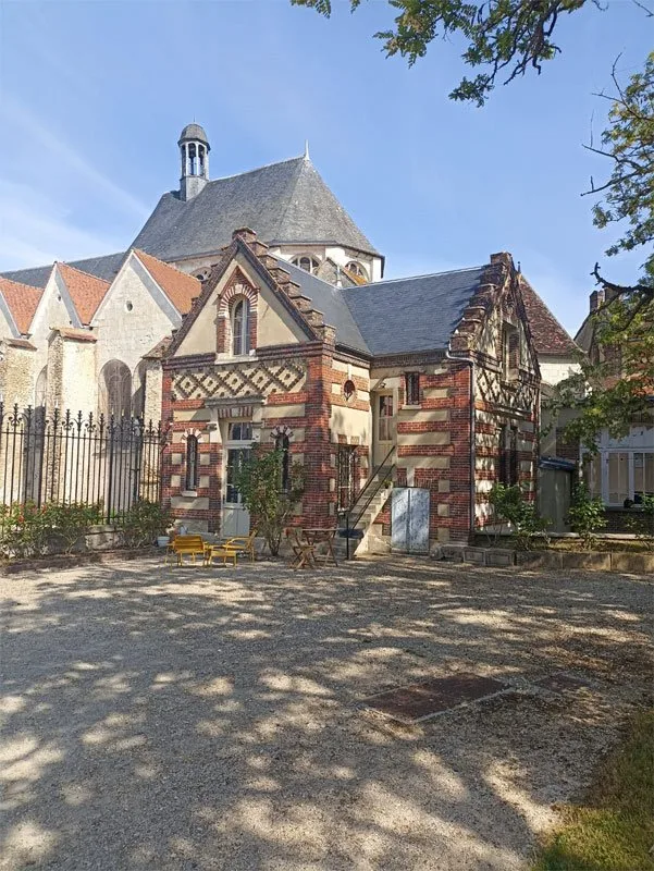 Château de l'Armançon, sanitaires à proximité directe