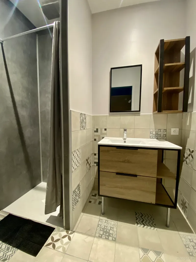 Chambre lambrissée