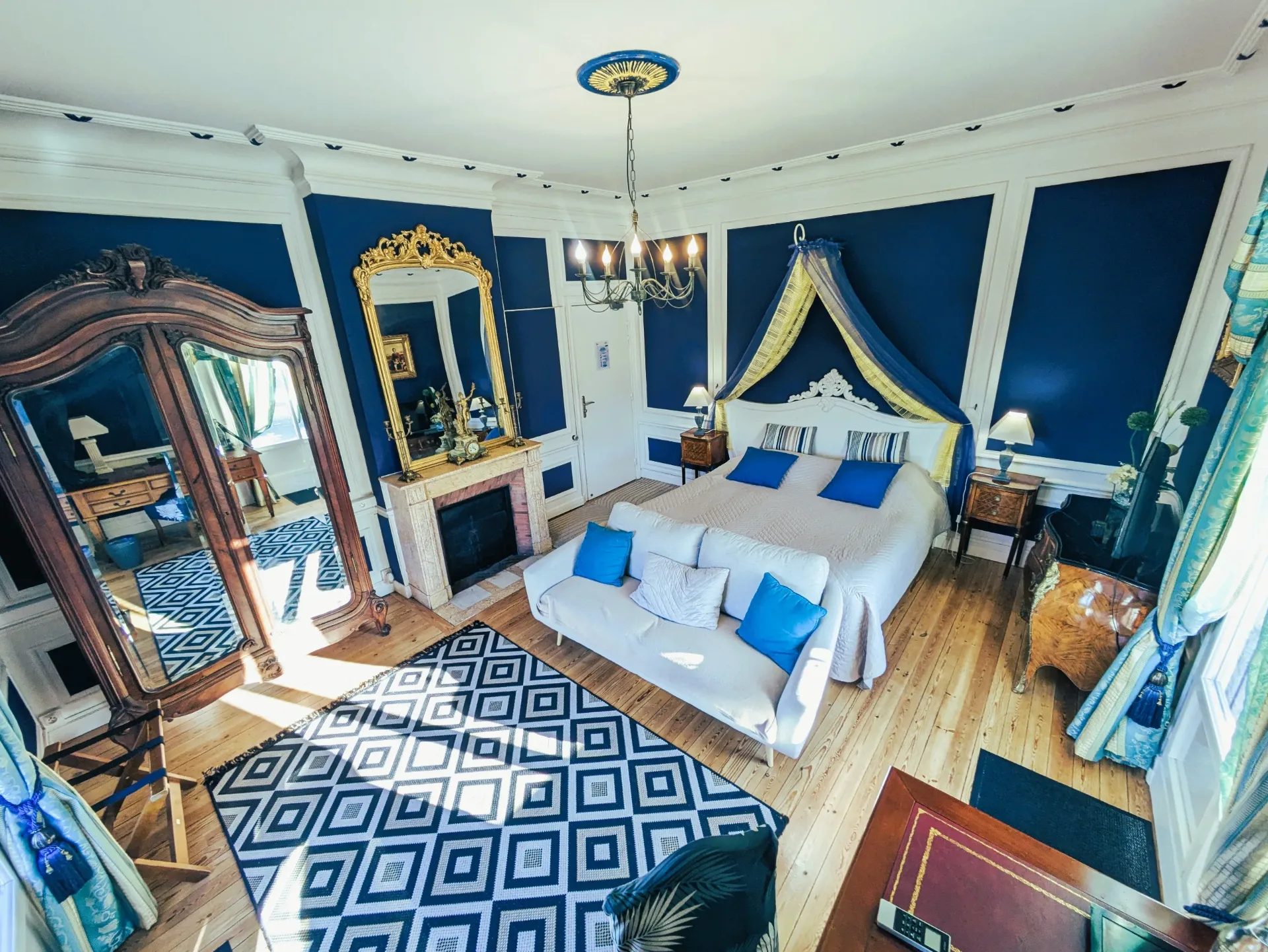 Château de Quesmy – chambre saphir