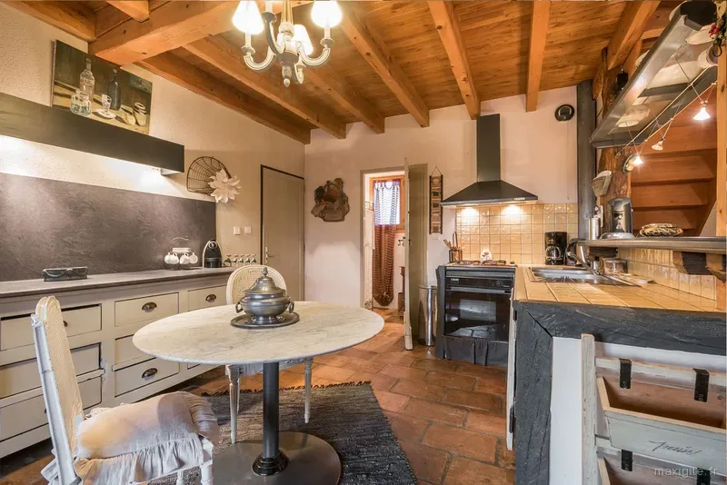 cuisine CHALET Haras Picard du Sant à Lasserre