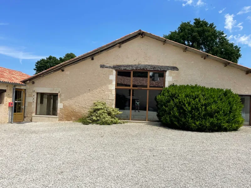 Photo 1 de Domaine de Busseroux à Usson-du-Poitou
